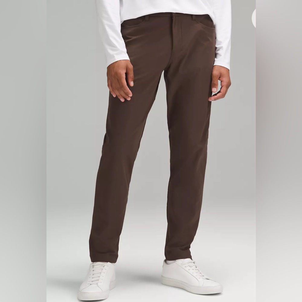 PRELOVED LULULEMON MEN’S PANTS CHOCOLATE COLOR SIZE 32